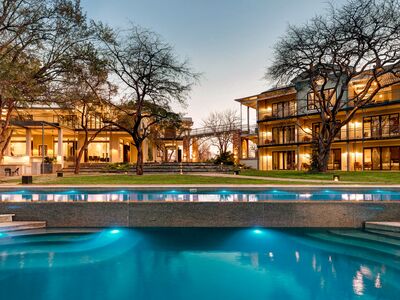 Palm River Hotel Victoria Falls