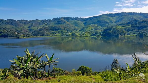 BestPlacesAfrica Uganda Lake